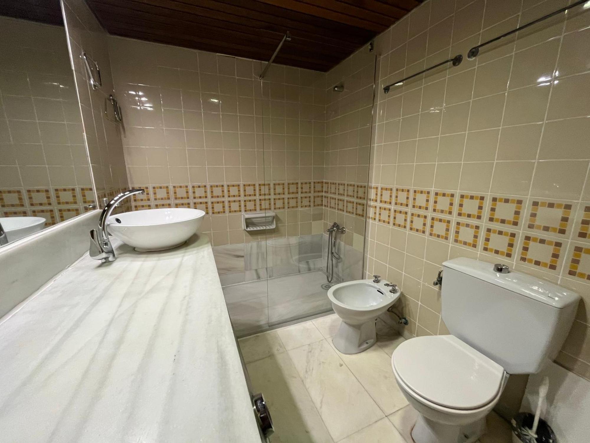 Apartamento Pisos con piscina planta 20 y 13 super vistas Madrid Exterior foto