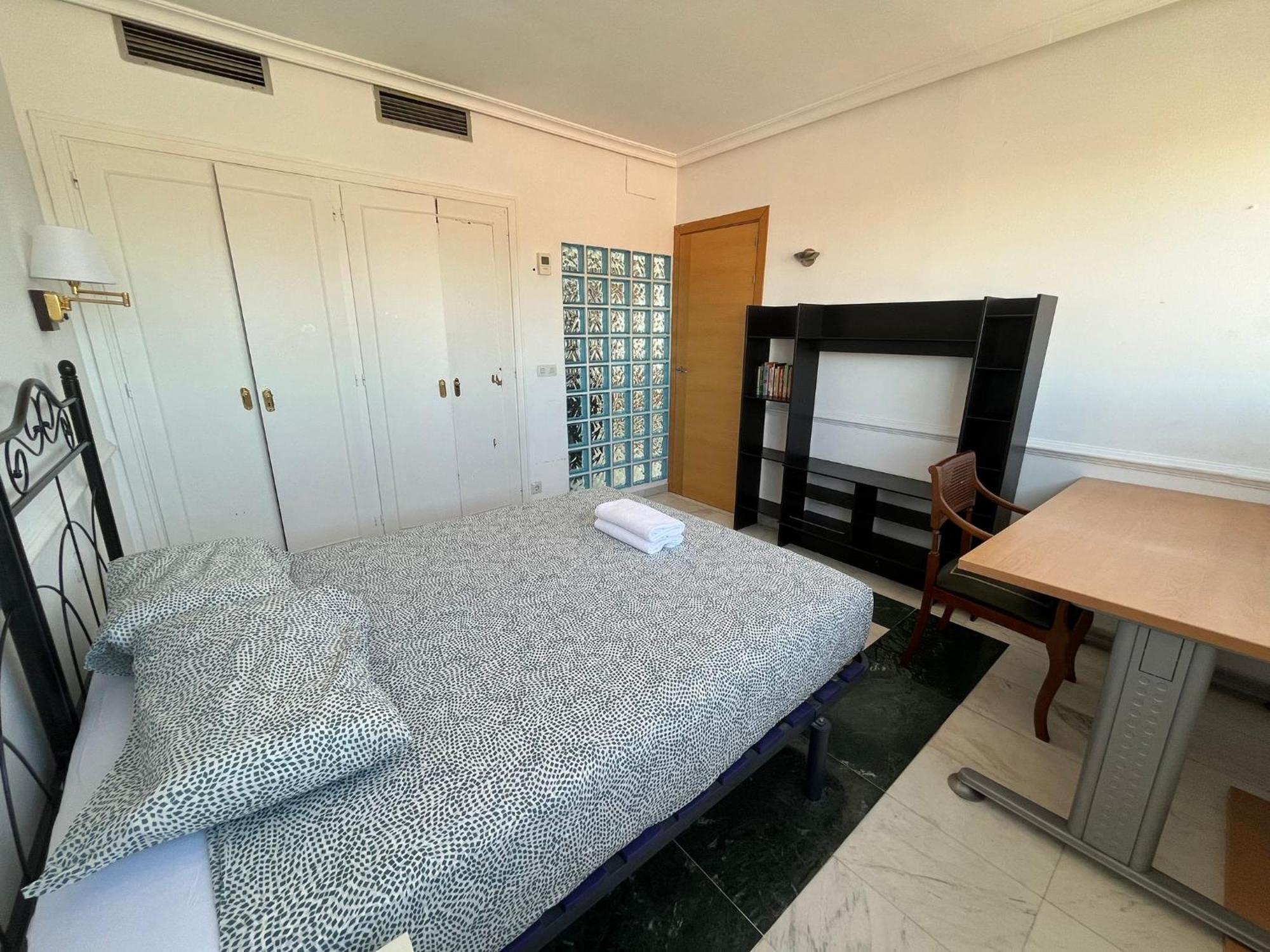 Apartamento Pisos con piscina planta 20 y 13 super vistas Madrid Exterior foto
