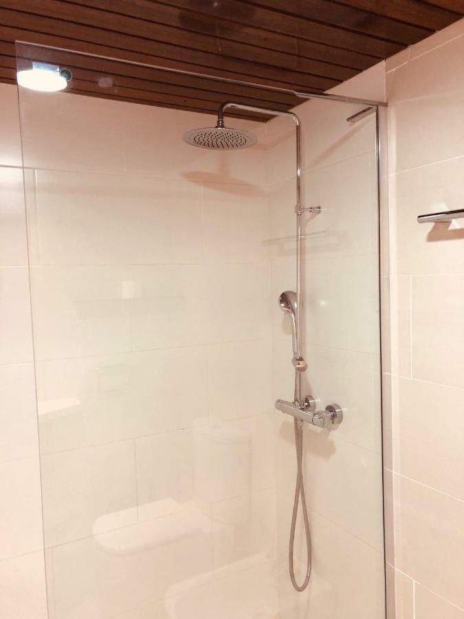 Apartamento Pisos con piscina planta 20 y 13 super vistas Madrid Exterior foto